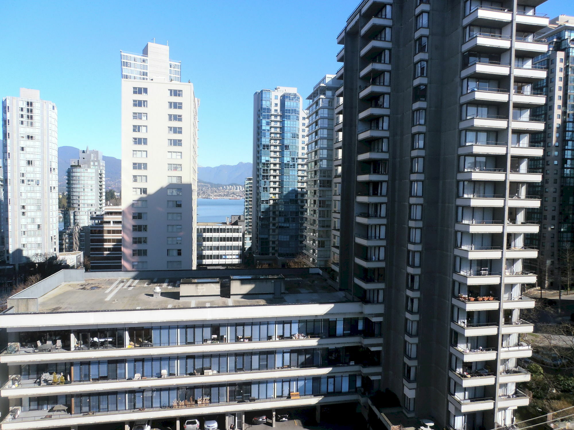 Appart hôtel Divya Sutra On Robson Downtown 3*